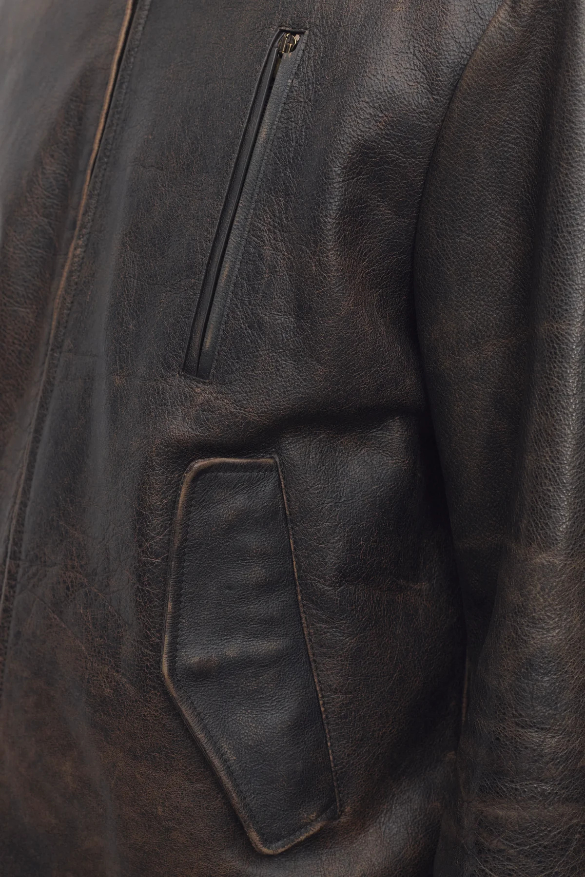 The Row Akia Jacket In Leather In Brown
