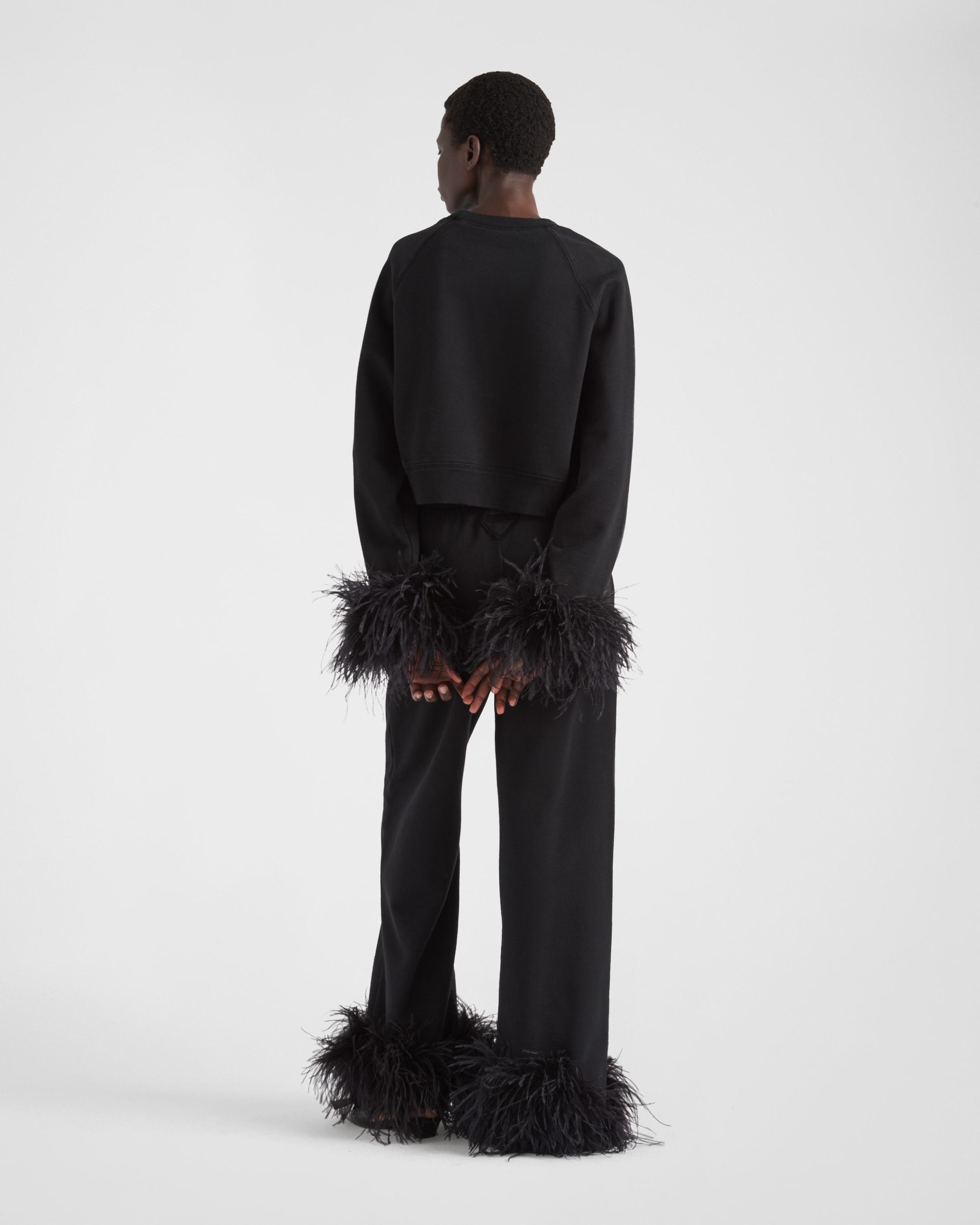 Prada Sweatshirt Mit Rundhalsausschnitt Und Federbesatz In Black