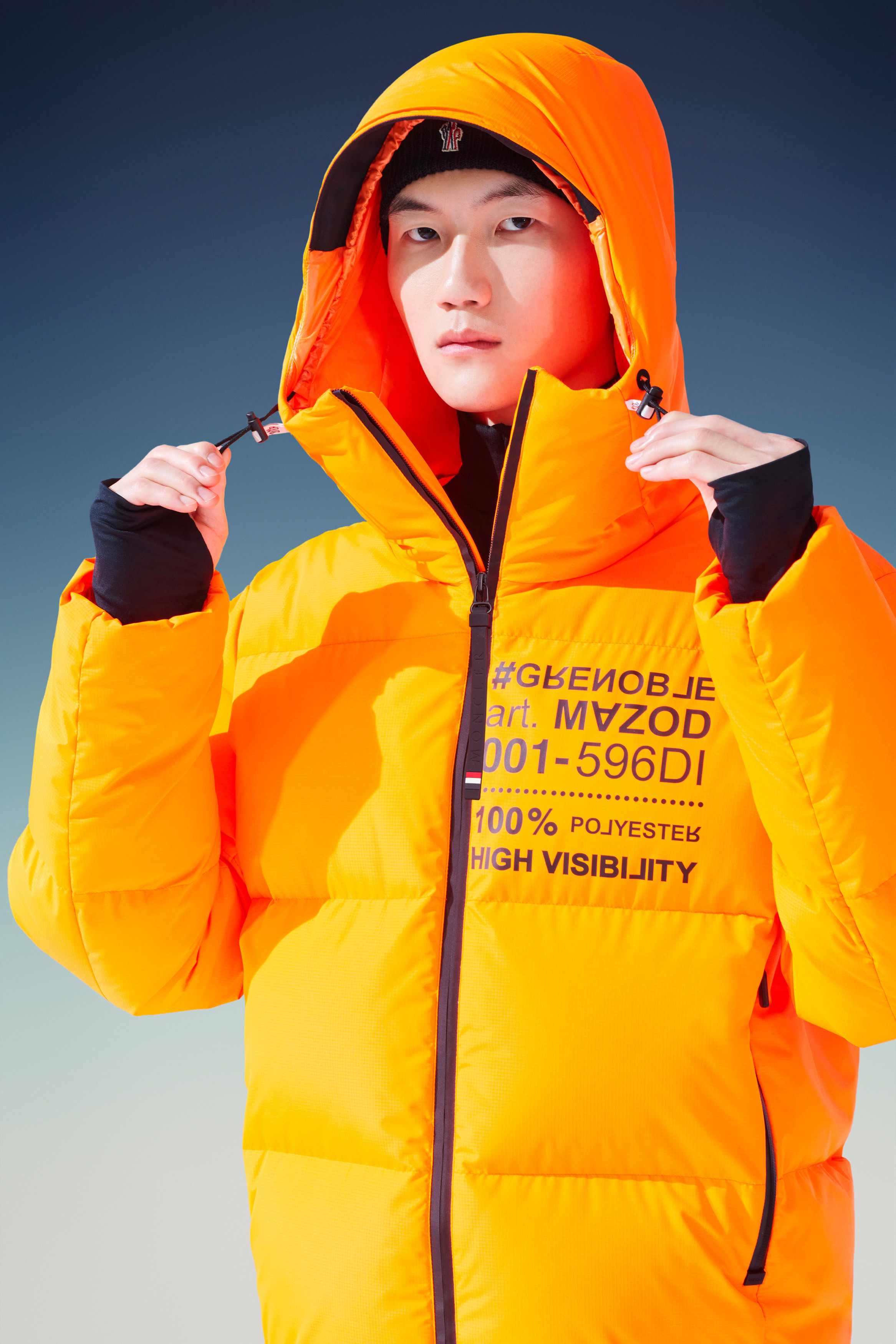 Moncler Mazod Short Down Jacket Orange In Orange