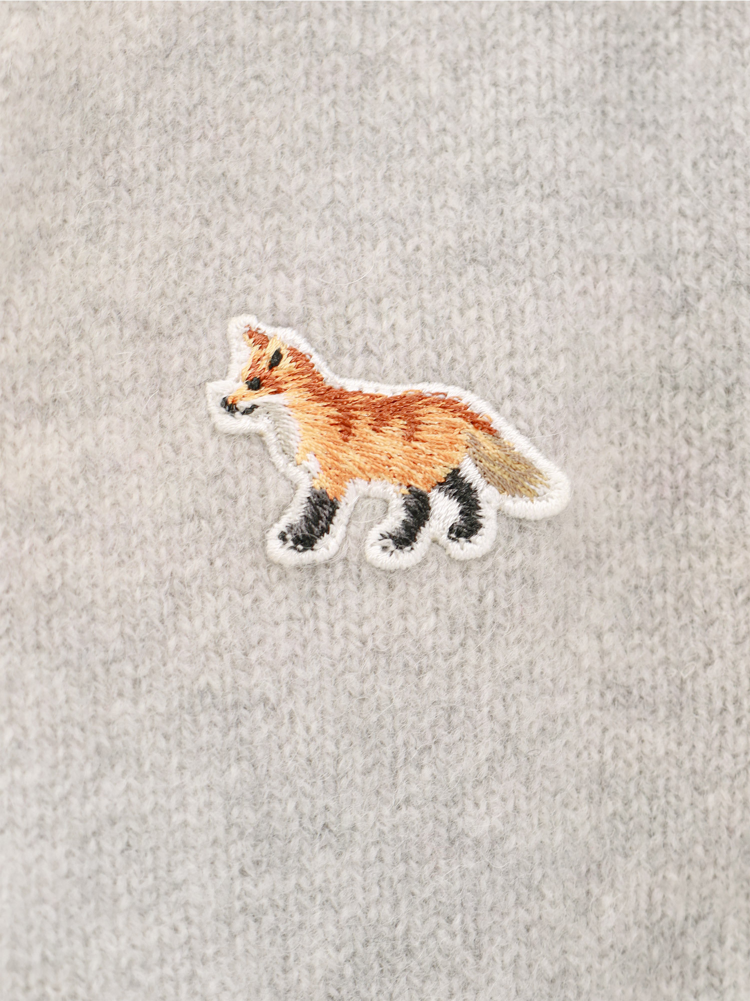 MAISON KITSUNÉ MAISON KITSUNÉ FOX PATCH KNITTED CARDIGAN