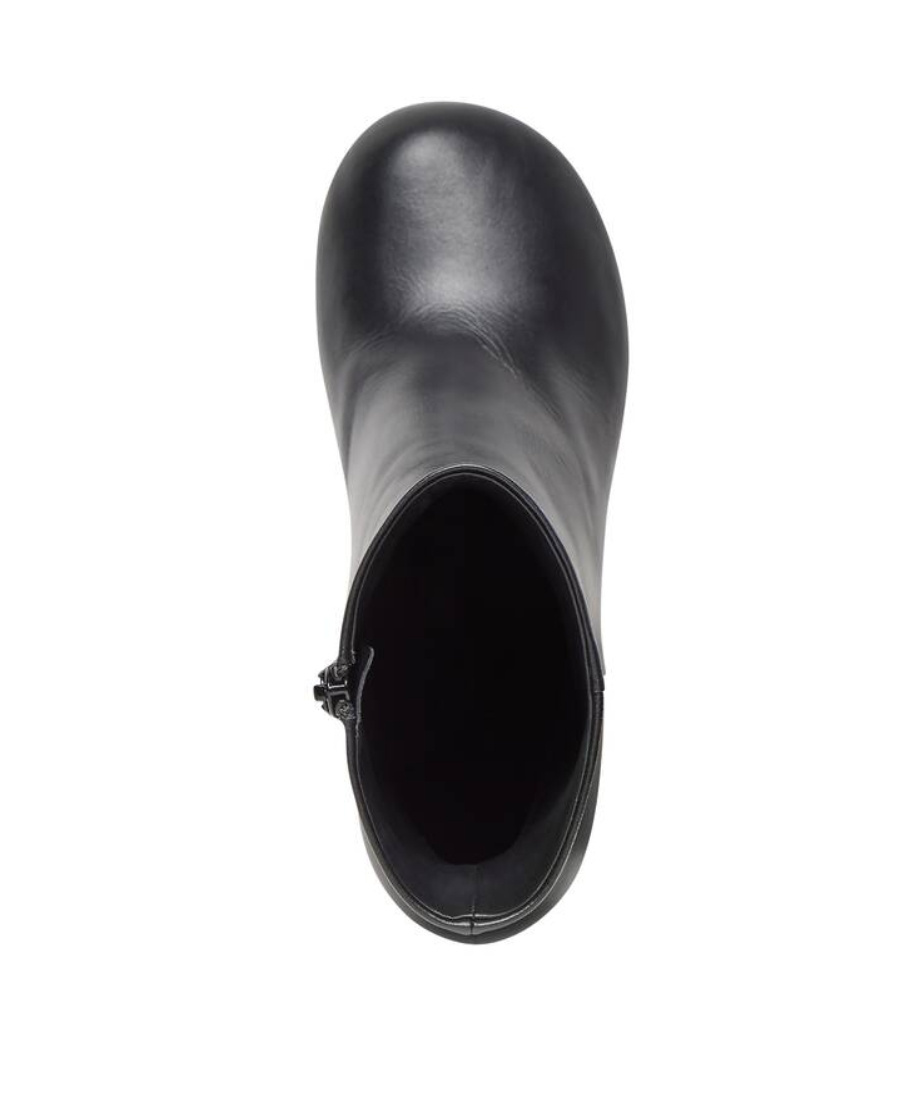 Shop Balenciaga Lady 90mm Ankle Boots In Black