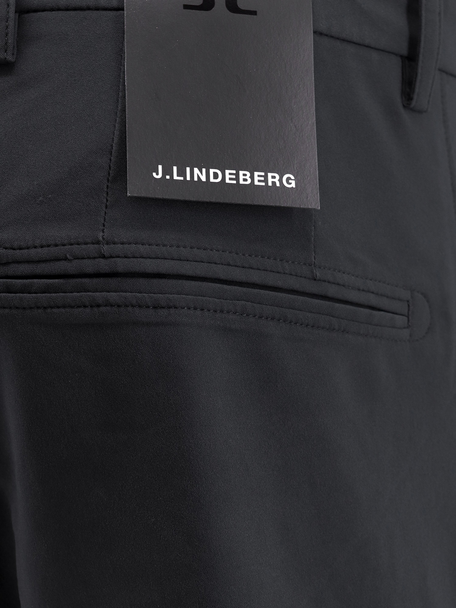 J. Lindeberg Belt Ring Casual Pants In Black