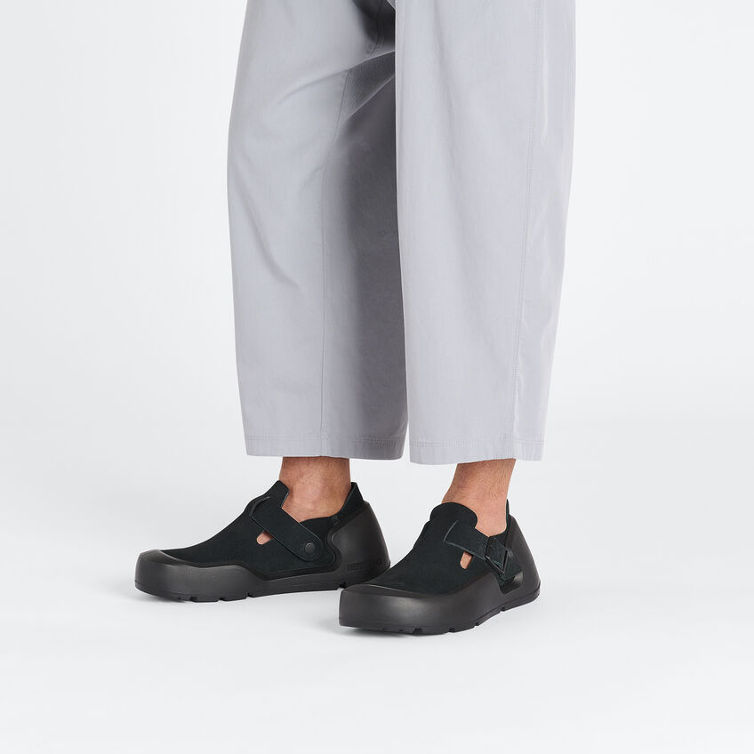 Birkenstock Reykjavik Buckle-fastening Slippers In Black