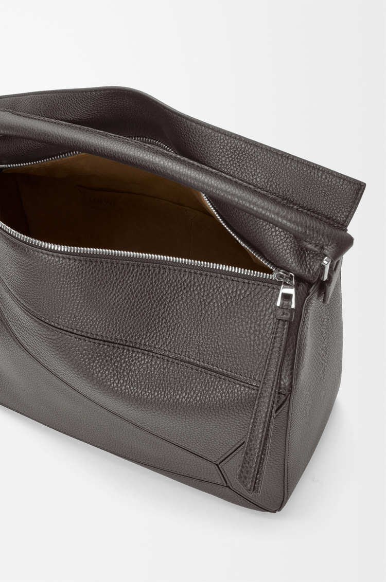 Loewe Large Puzzle Bag In Supple Grained Calfskin In Gray
