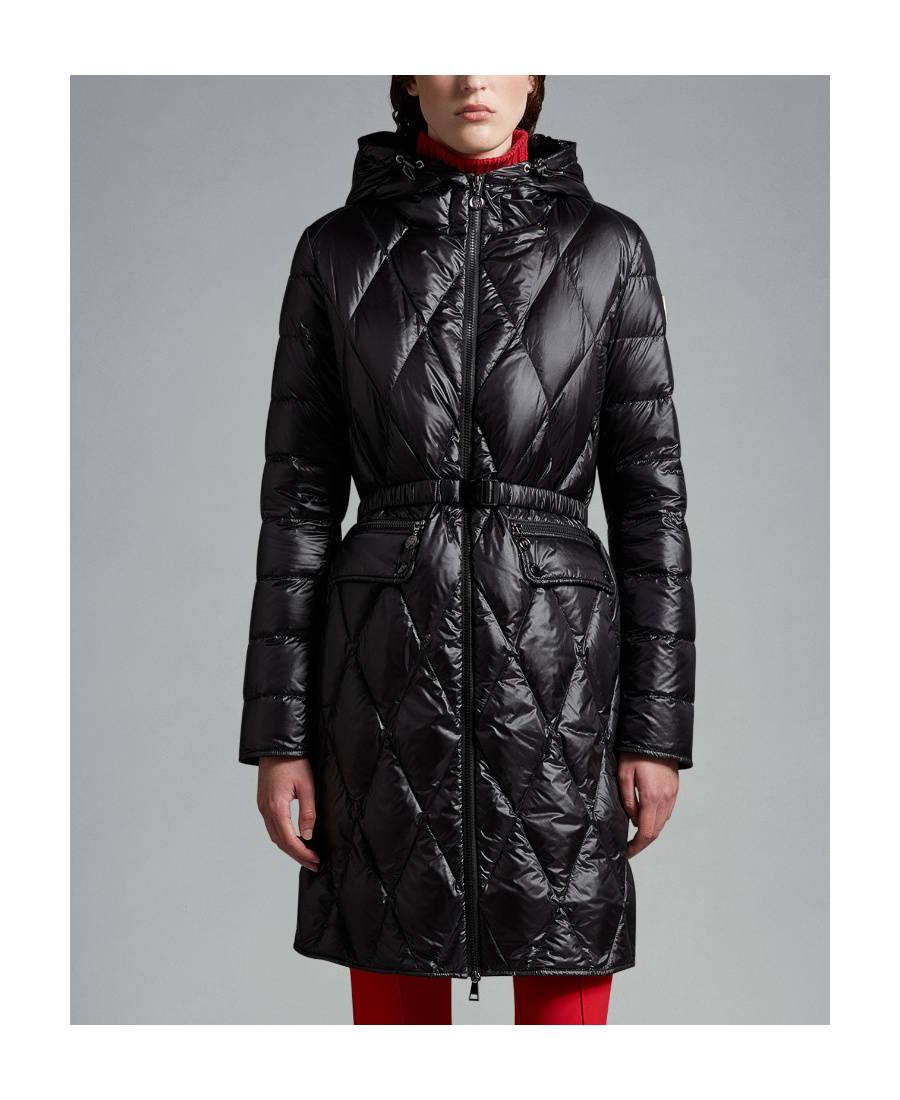 Moncler Serilong Diamond-quilted Puffer Coat In Black