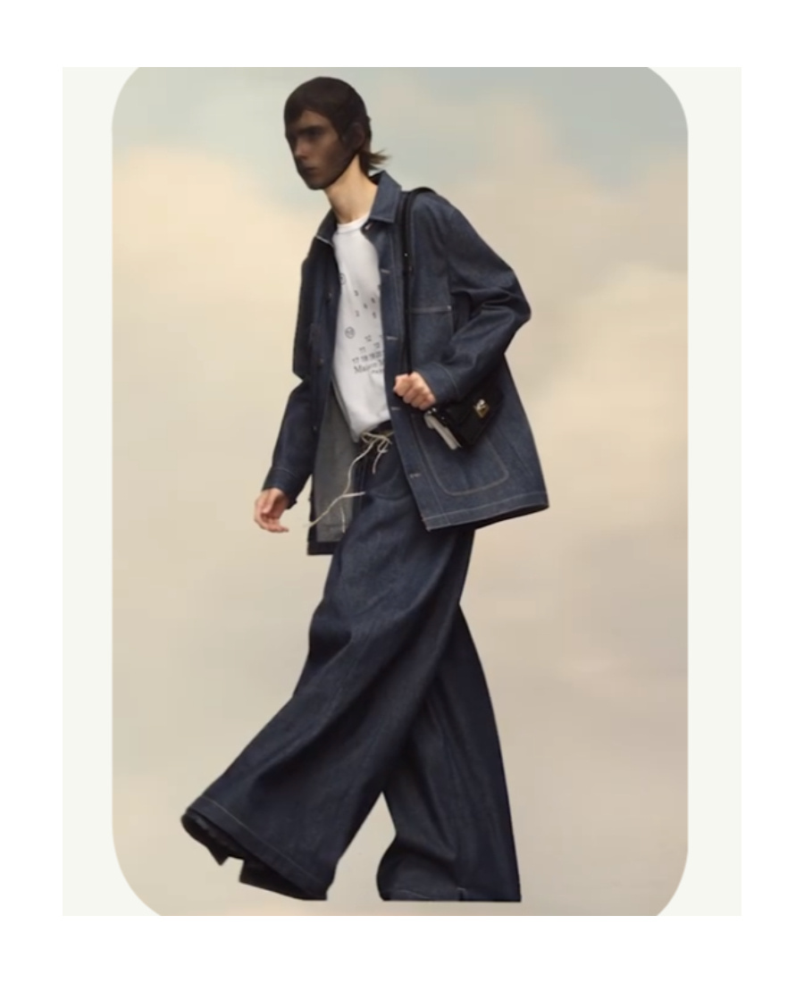 Maison Margiela Pleated Trousers Woman Blue In Black