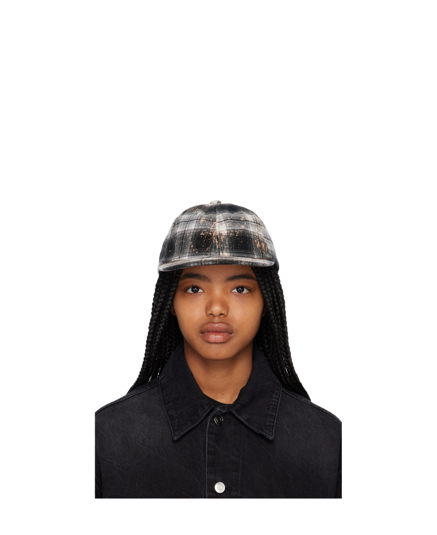 We11 Done Bleach-wash Checkered Cap In Black