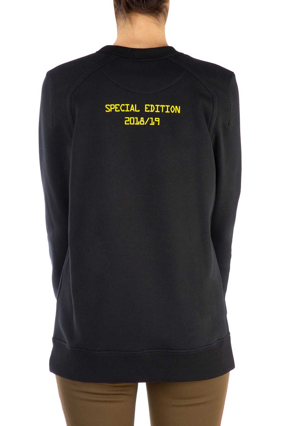 Fendi Logo Print Special Edition Sweater In Black
