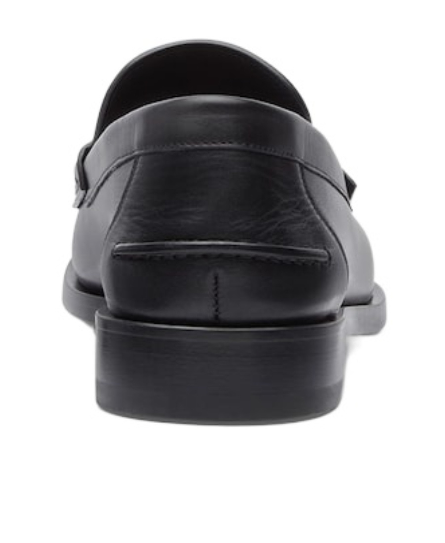Fendi Men  O' Lock Leather Loafer With Ff Insert In Black