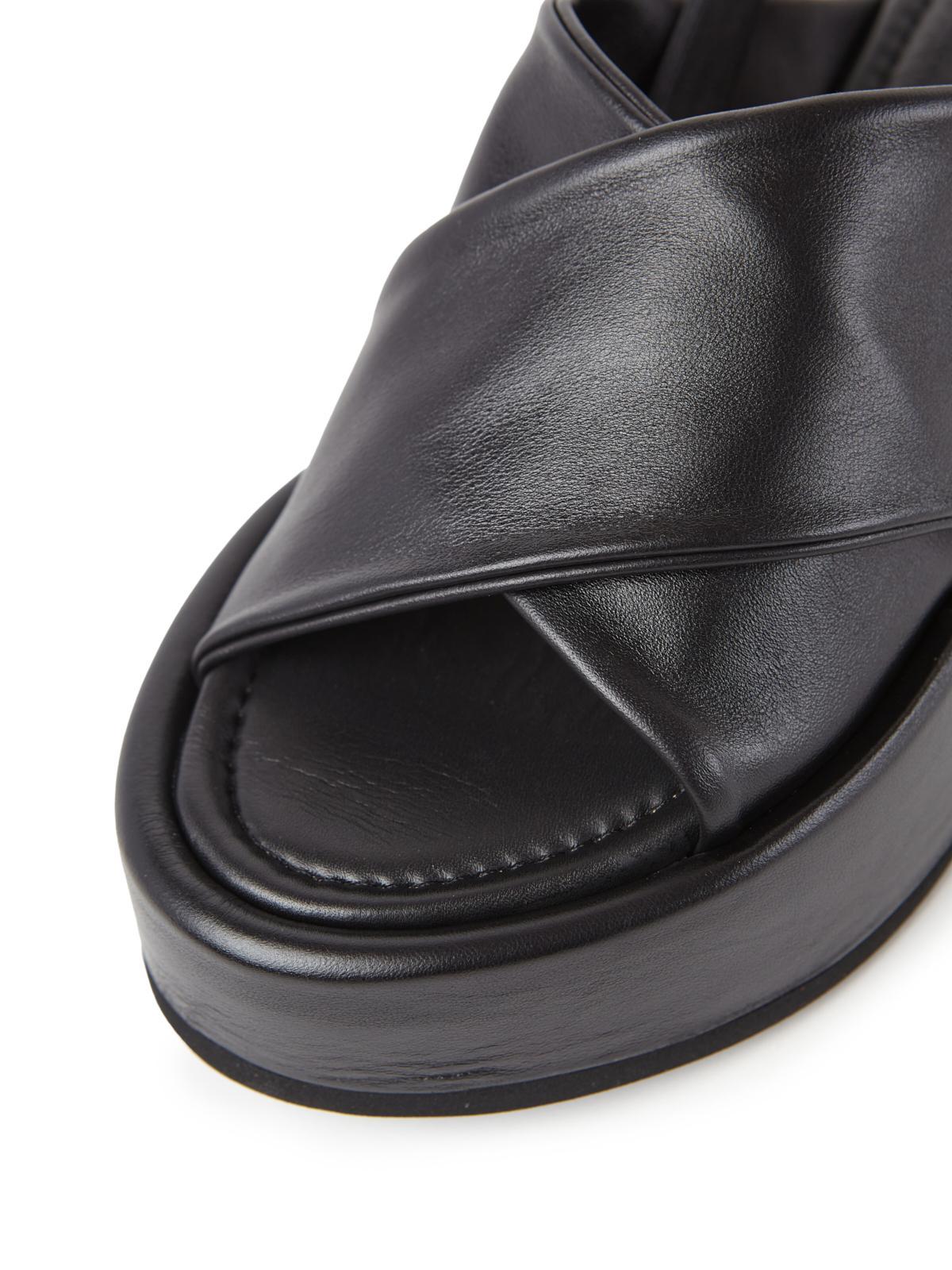 Paloma Barceló Platform Sandals In Black
