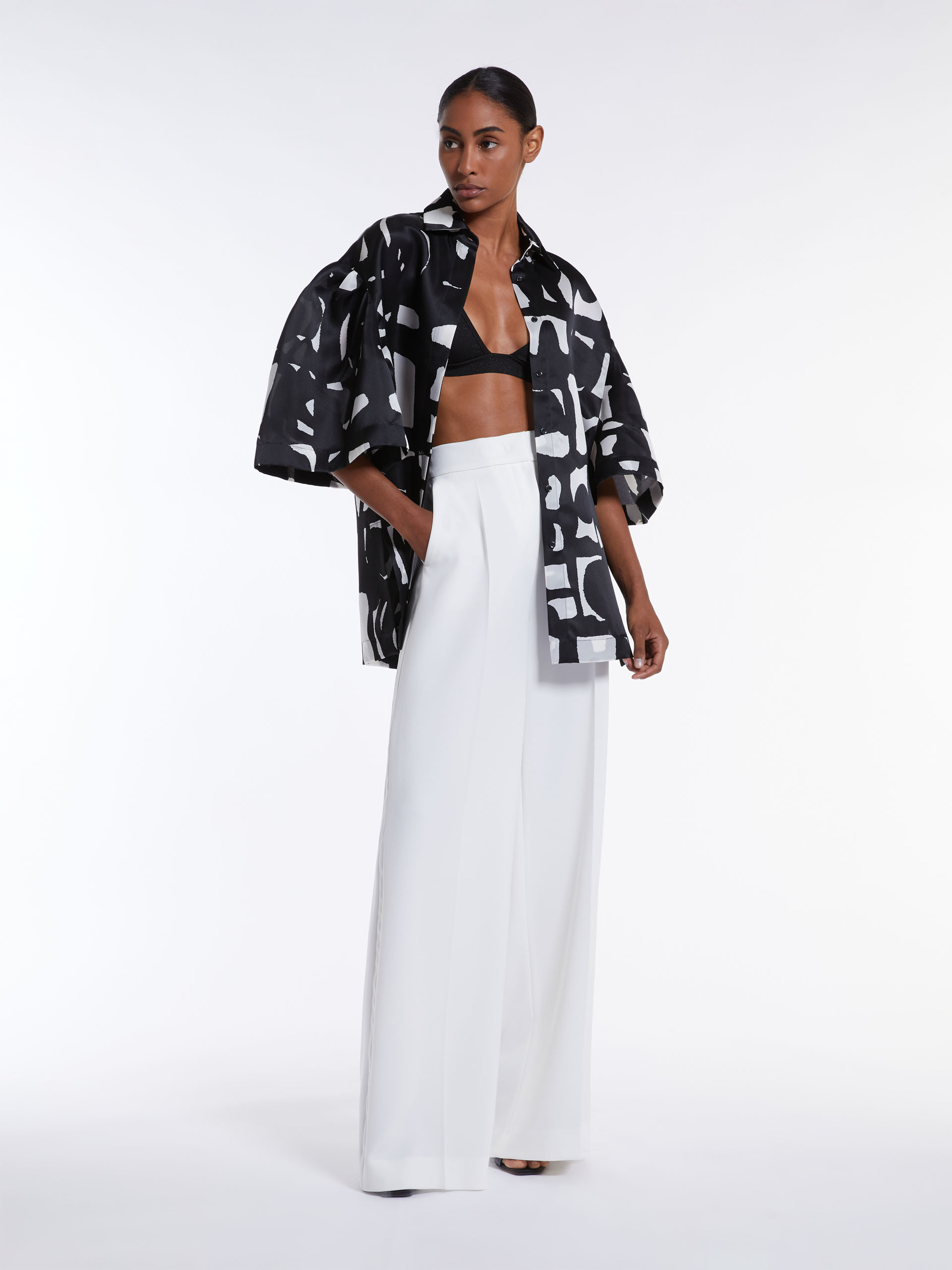 Max Mara Printed Short-sleeved Shirt In Black