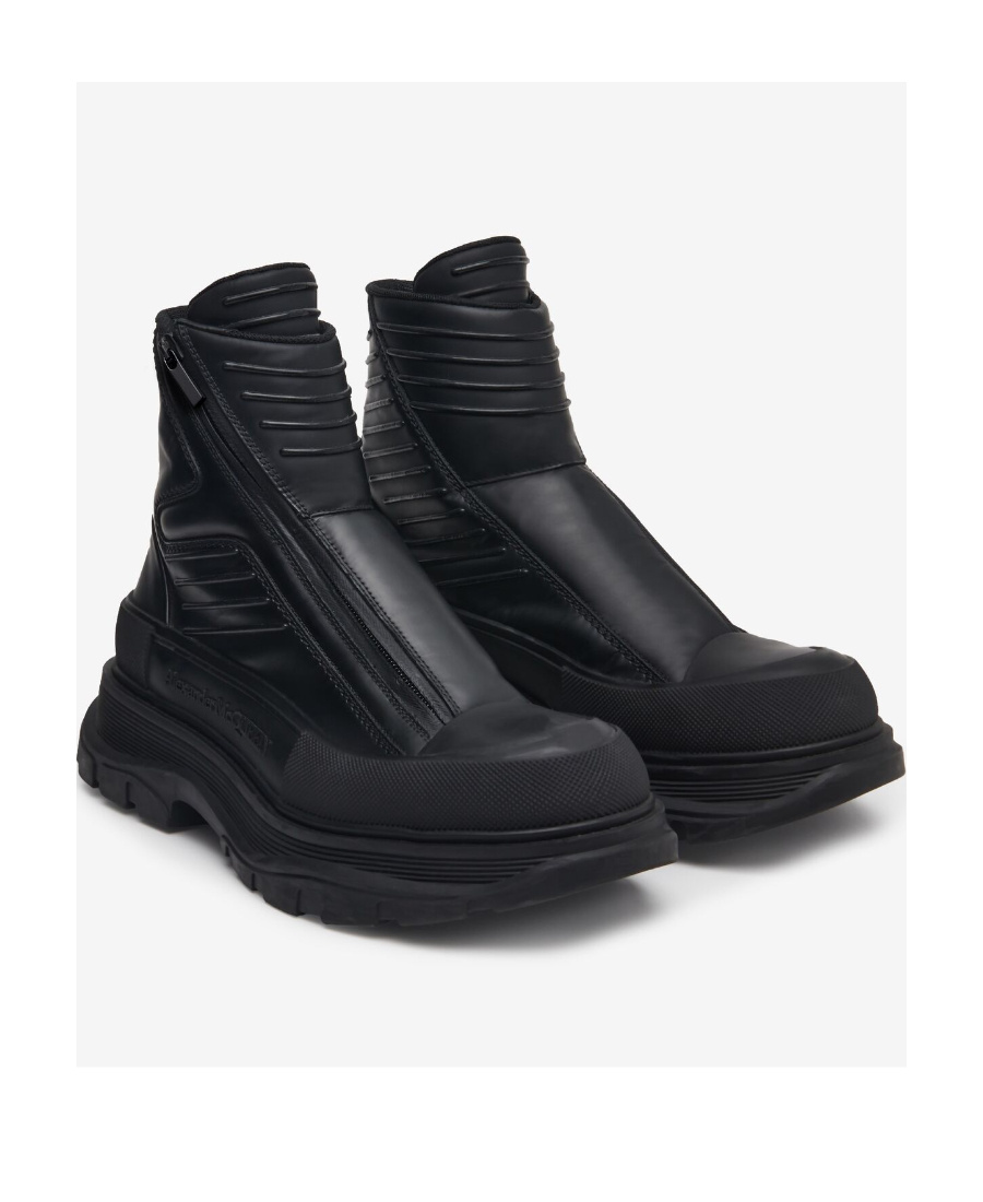 Alexander Mcqueen Tread Slick Motorcycle Boot In Black