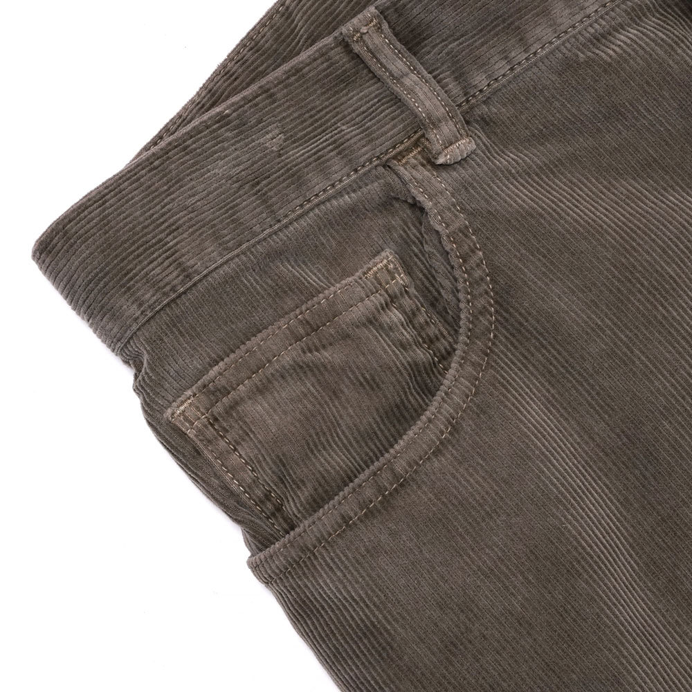 Auralee Pigment Dyed Finx Corduroy Wide 5p Pants In Brown