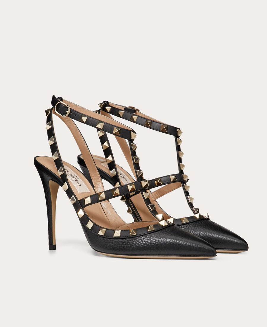 Valentino Studded Strappy Leather Pumps In Black