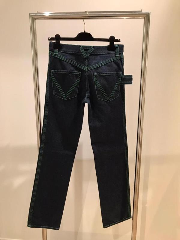 BOTTEGA VENETA CONTRAST-STITCH STRAIGHT-LEG JEANS