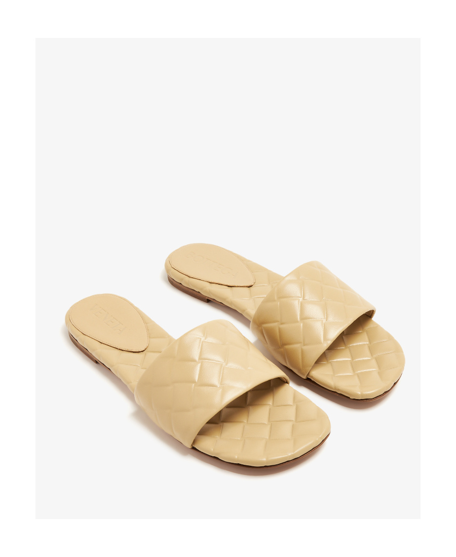 Bottega Veneta Amy Flat Mules In Nude