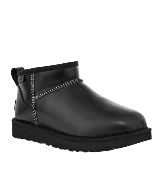 UGG LOGO SHORT BOOTS
