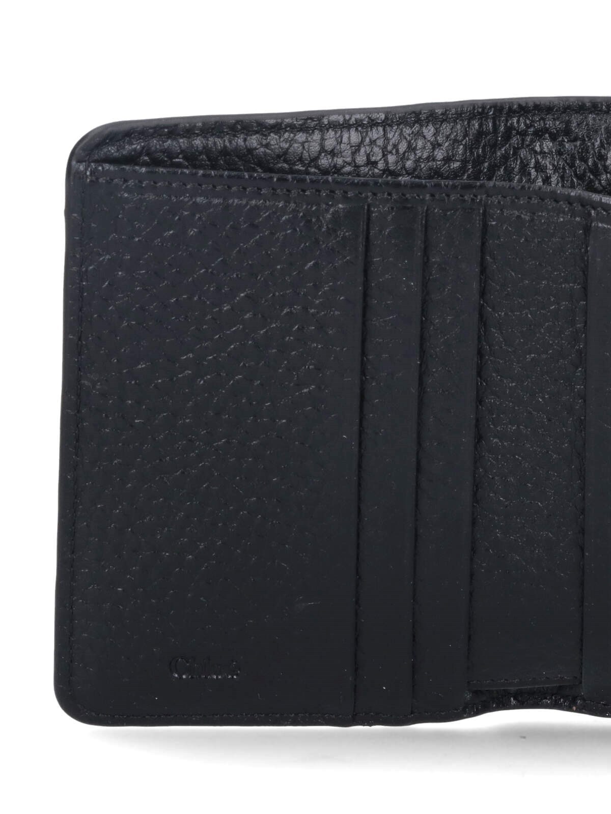 Chloé Logo Embossed Cardholder Wallets In Black