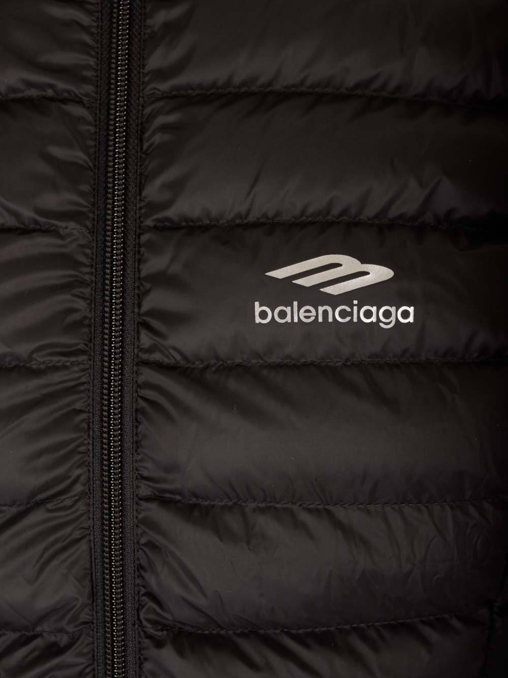 Balenciaga 3b Sports Icon Puffer Jacket In Black