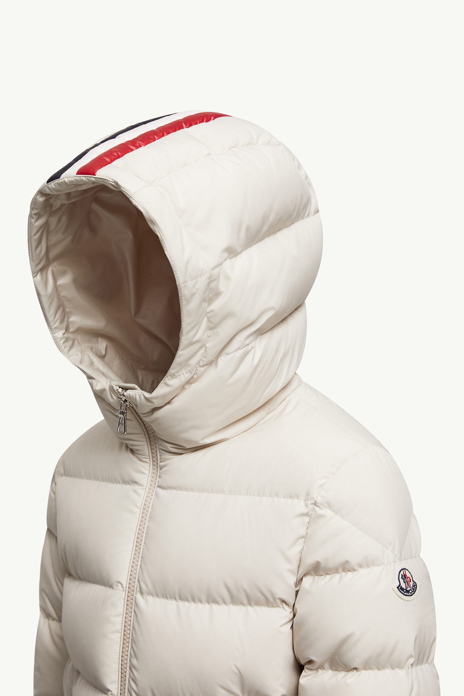 Moncler Taidu Hooded Down Jacket In White