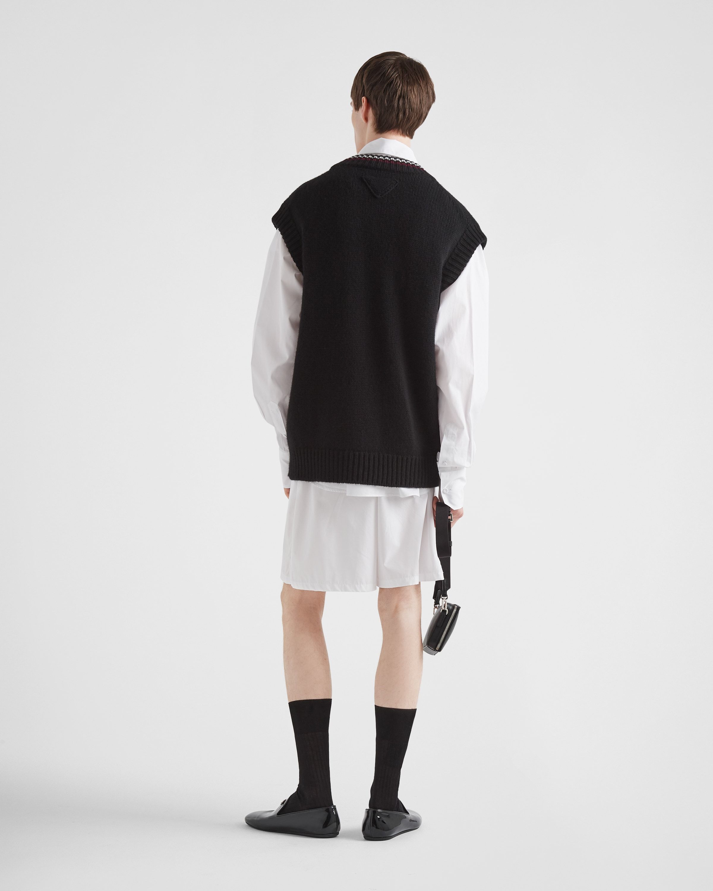 Prada Chunky-knit Cashmere Vest In Black