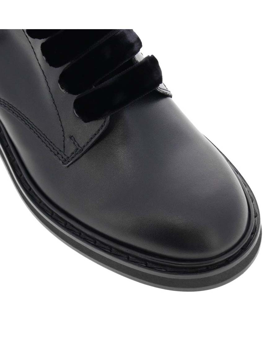 Roger Vivier Water Drill And Ankle Boots In Black