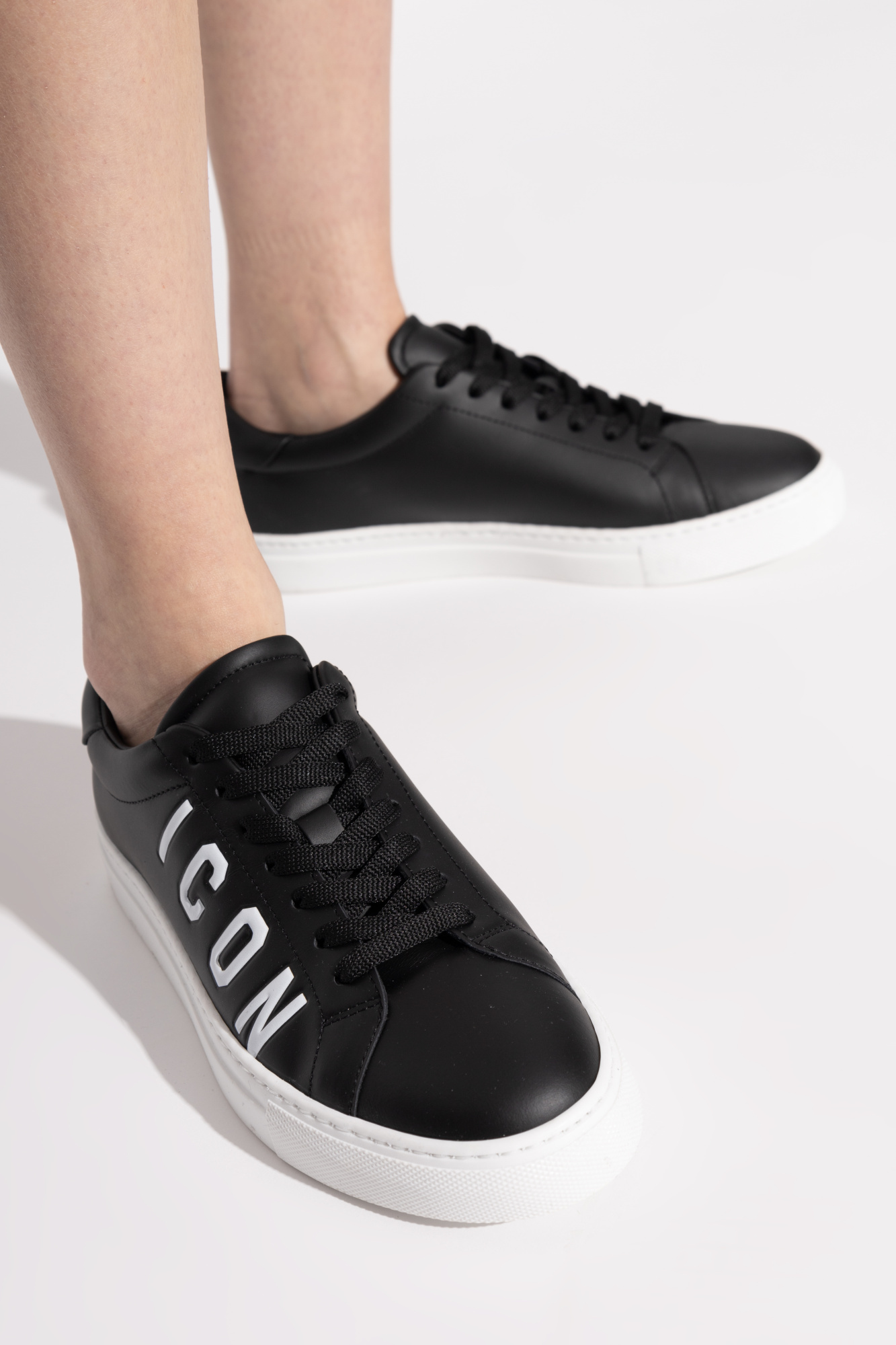 Dsquared2 Icon Casetta Sneakers In Black