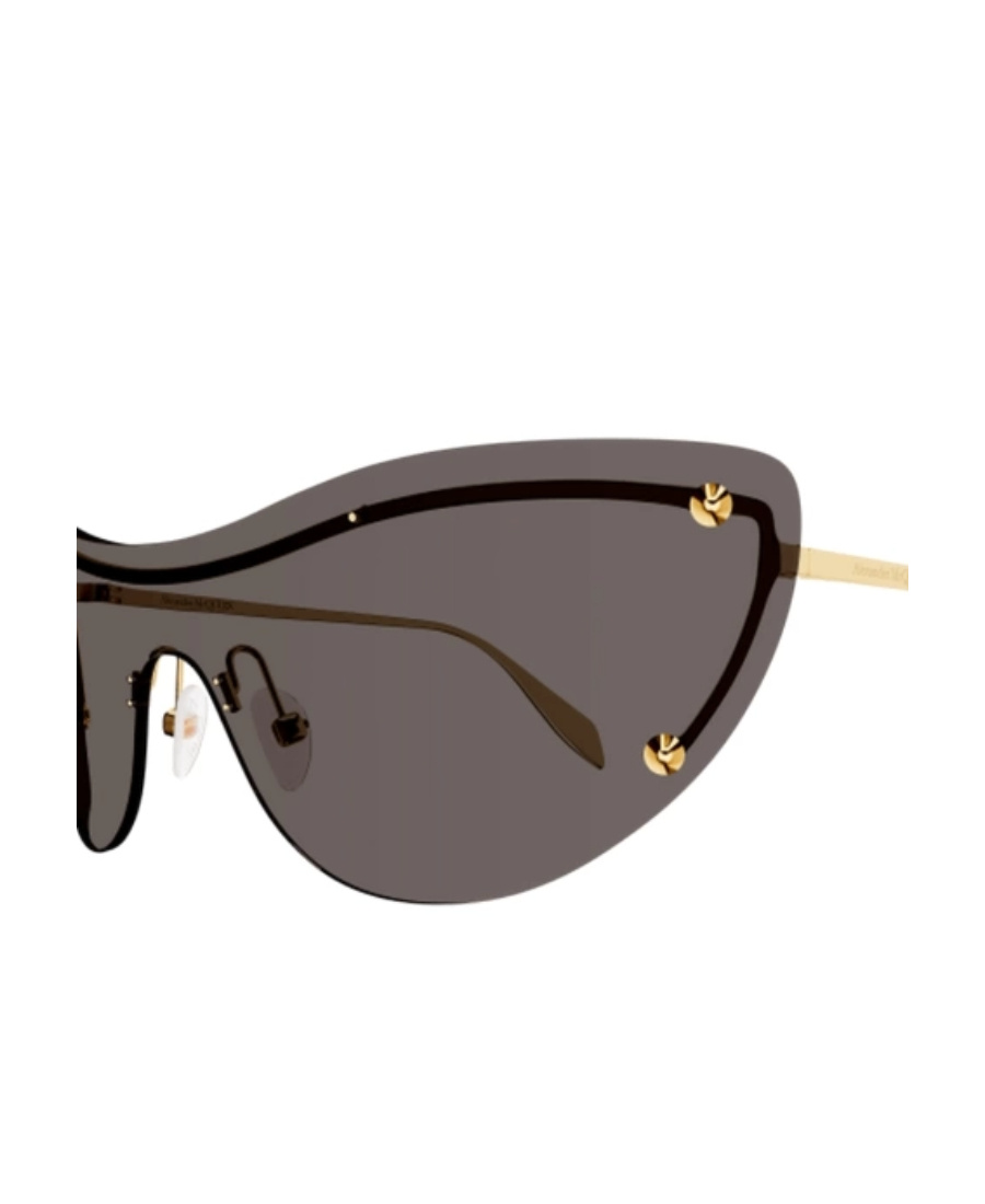 Alexander Mcqueen Spike-stud Detail Cat-eye Mask Sunglasses In Black