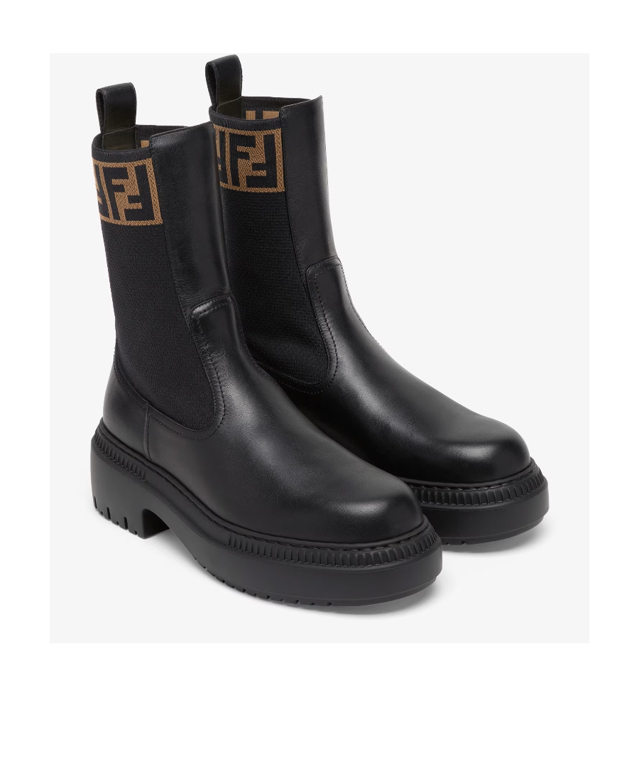 Fendi Domino Leather Ankle Boots In Black