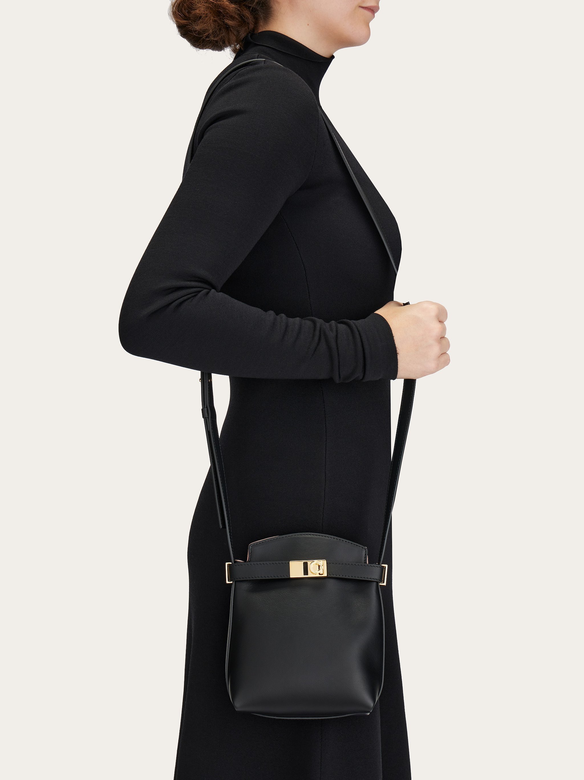 Ferragamo Buckle Shoulder Bag In Black