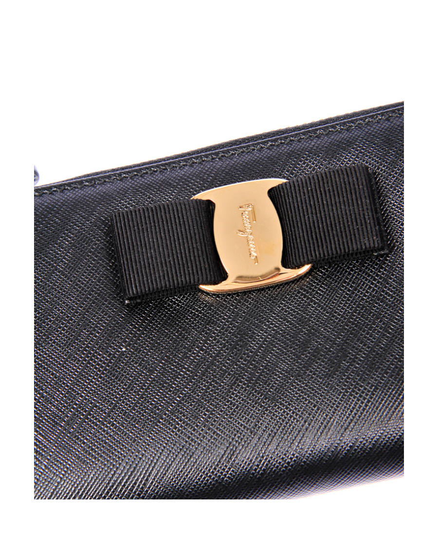 Ferragamo Bow Details Logo Wallet In Black