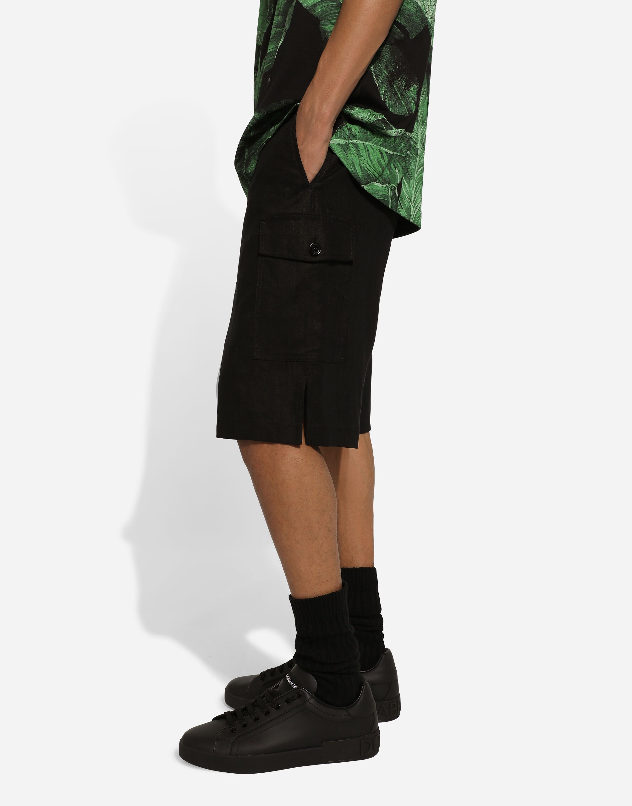 Dolce & Gabbana Black Bermuda Shorts With Pockets In Linen Man In Black