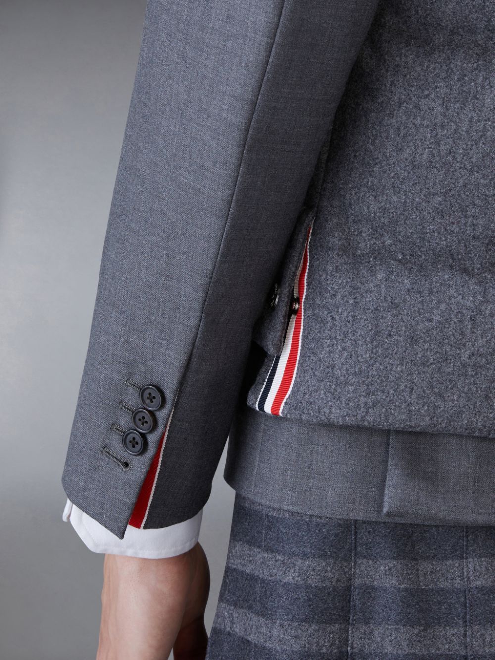 Thom Browne Sleeveless Down Vest In Gray