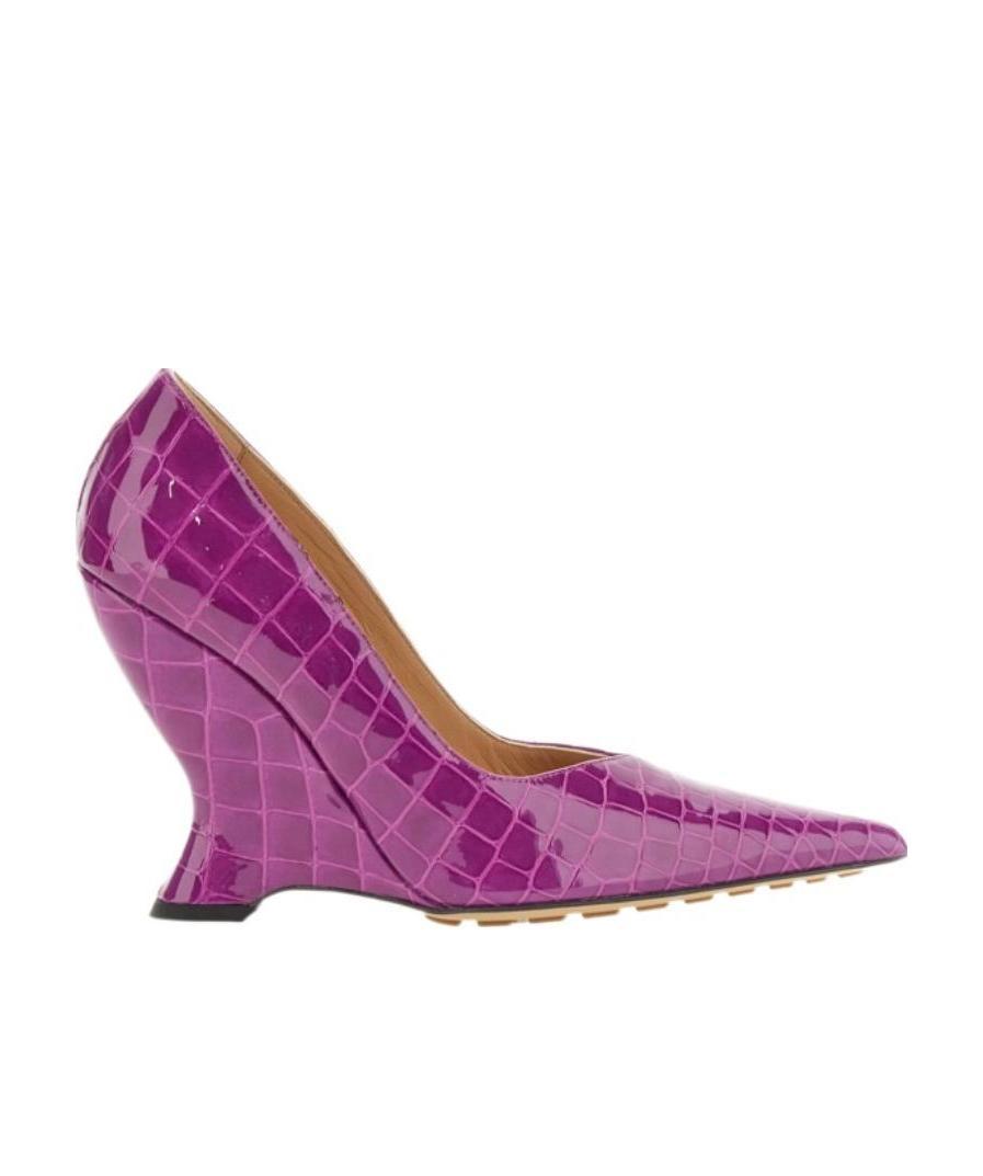 Bottega Veneta Croc-embossed Leather Wedge Pumps In Pink