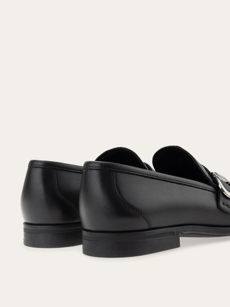 Ferragamo Loafer With Gancini Ornament In Black