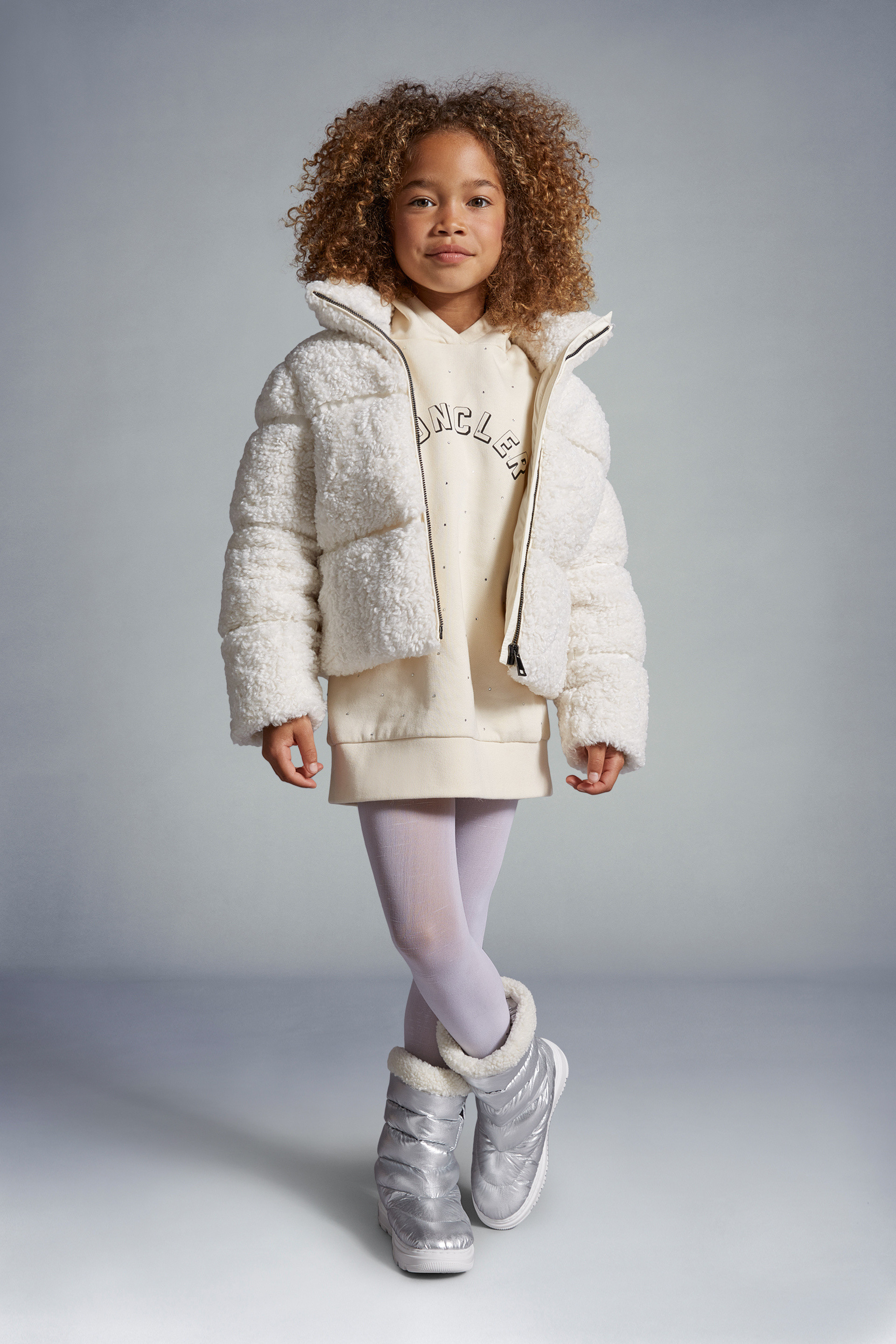 Moncler Sergura Logo-patch Shearling Jacket In White