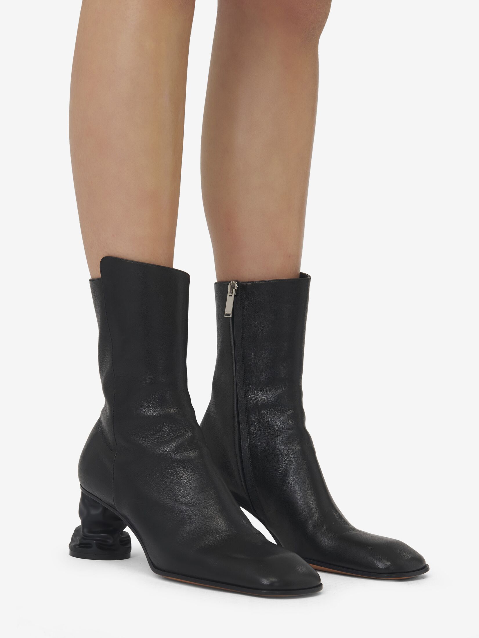 Alexander Mcqueen Leather Boots Crush In Black