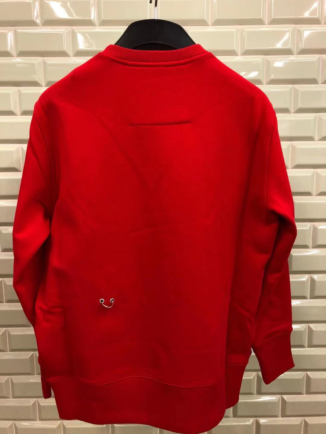Givenchy Men Felpa Con Dettagli Di Metallo In Red