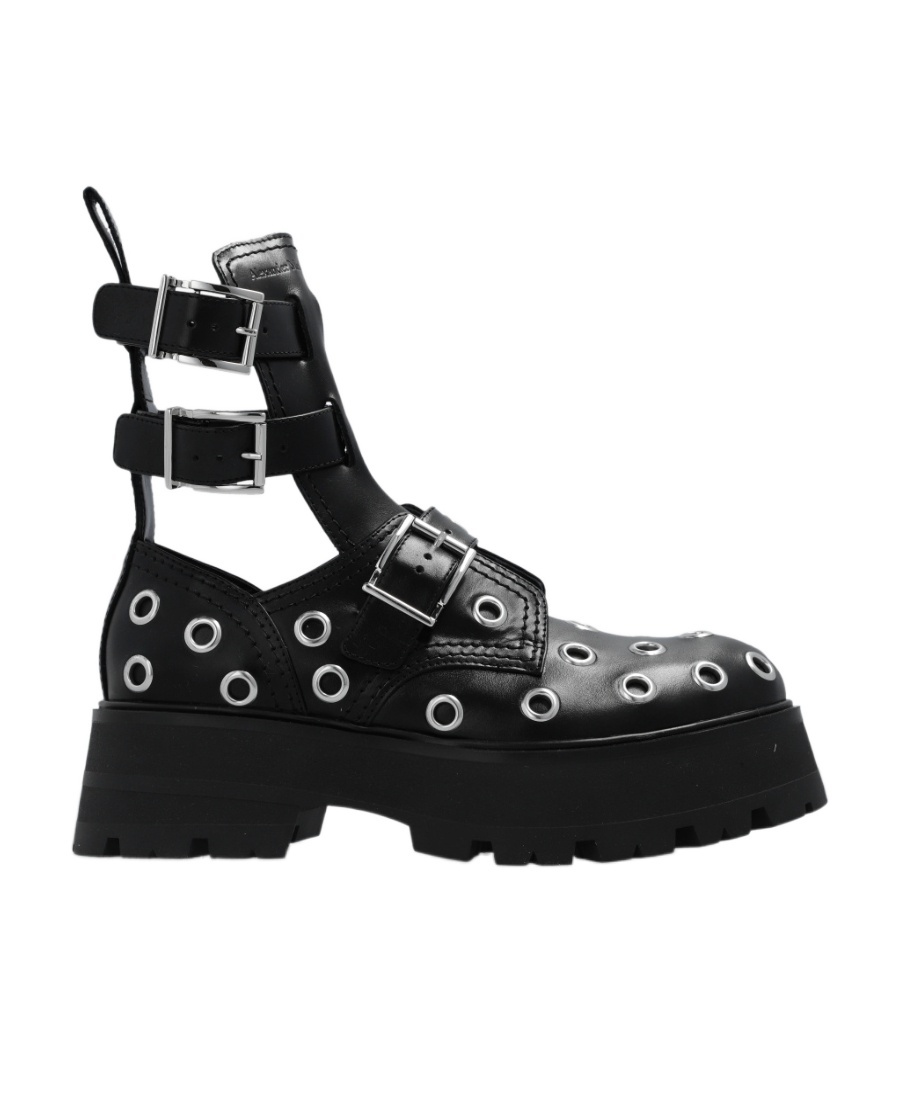 Alexander Mcqueen Silver Stud Embellished  Leather Boots In Black