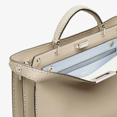 Fendi Medium Peekaboo Iseeu Tote Bag In Nude