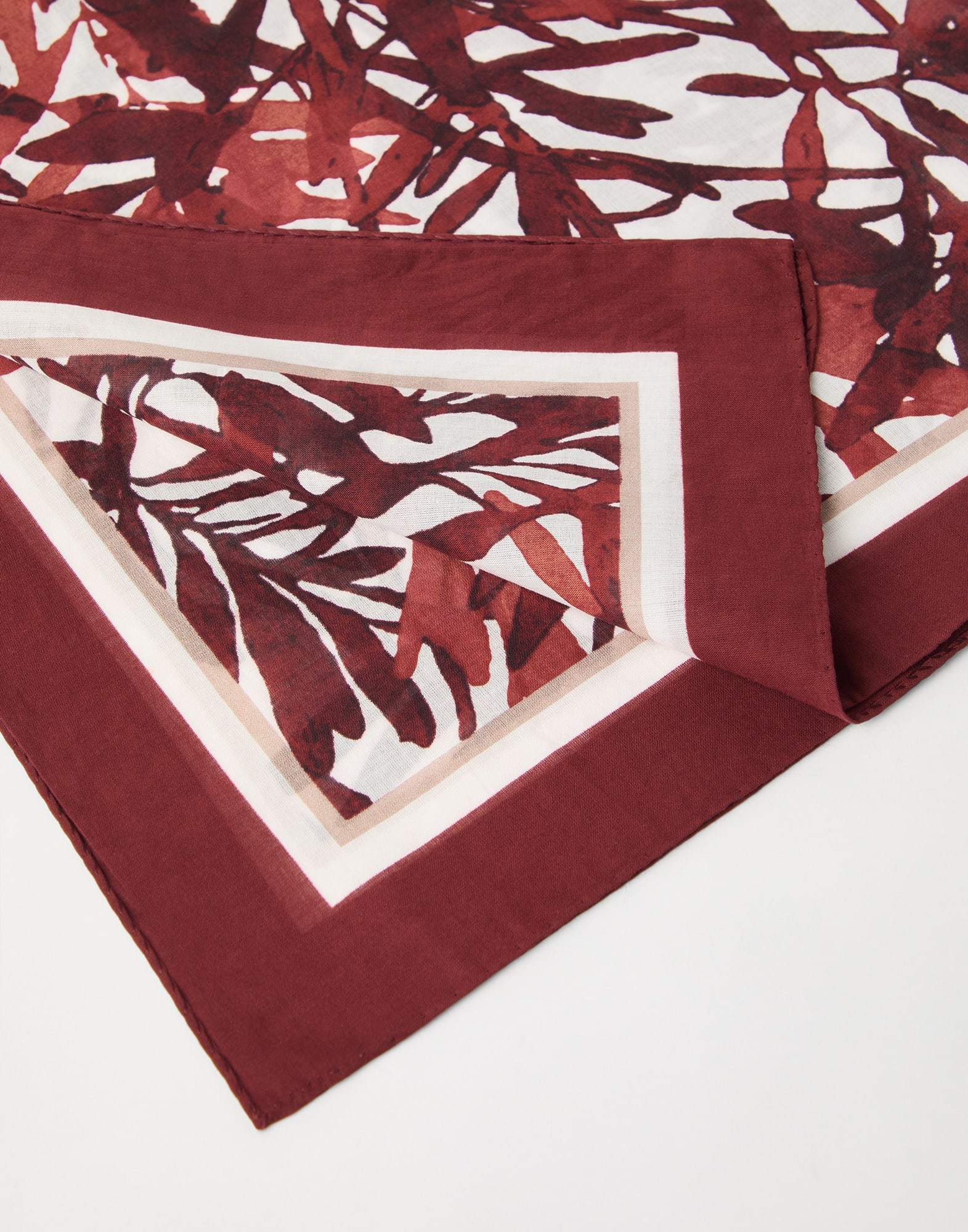 Brunello Cucinelli Herbarium Print Foulard In Red