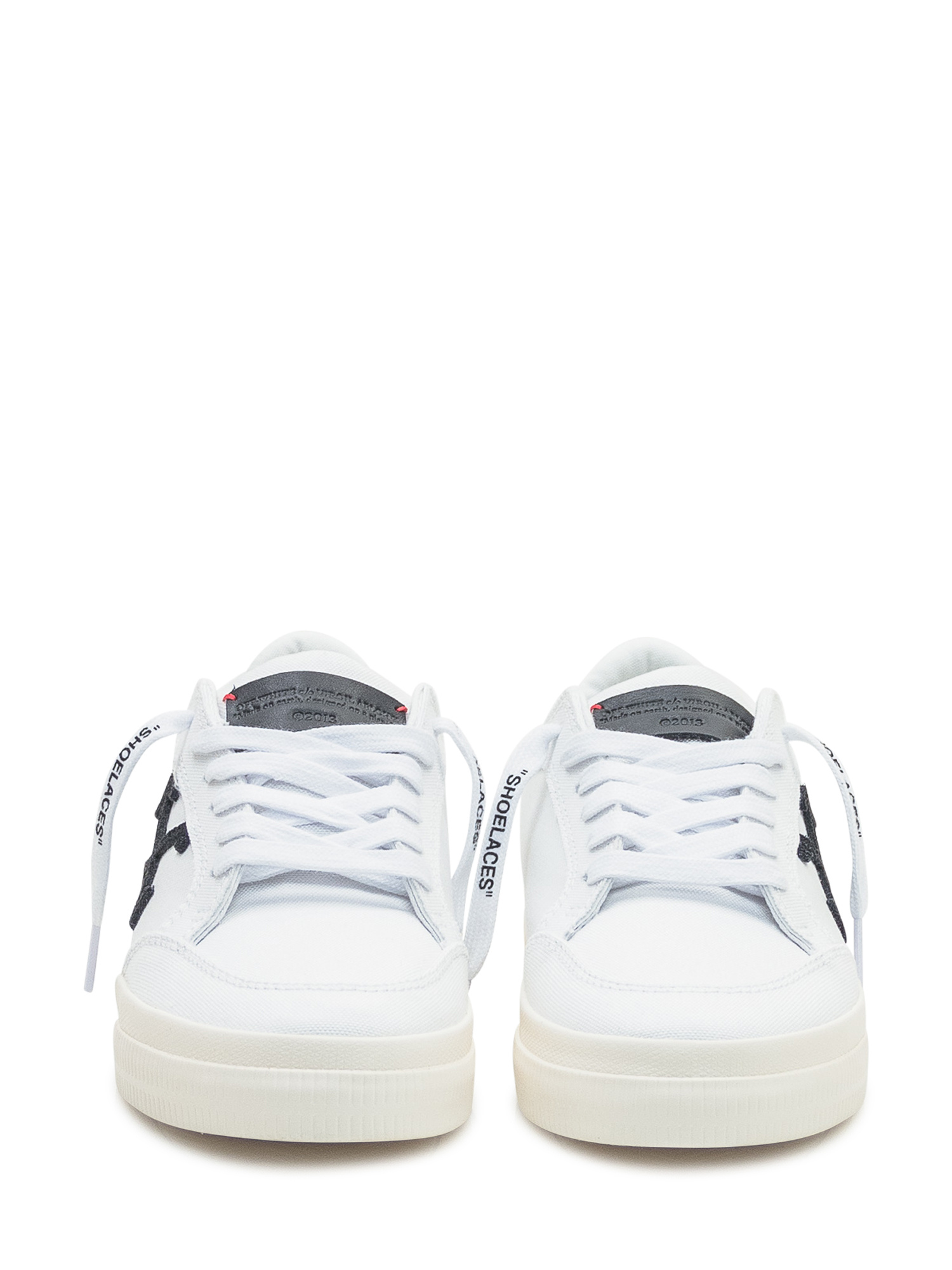 Off-white Lace-up Low-top Casual Shoes In White