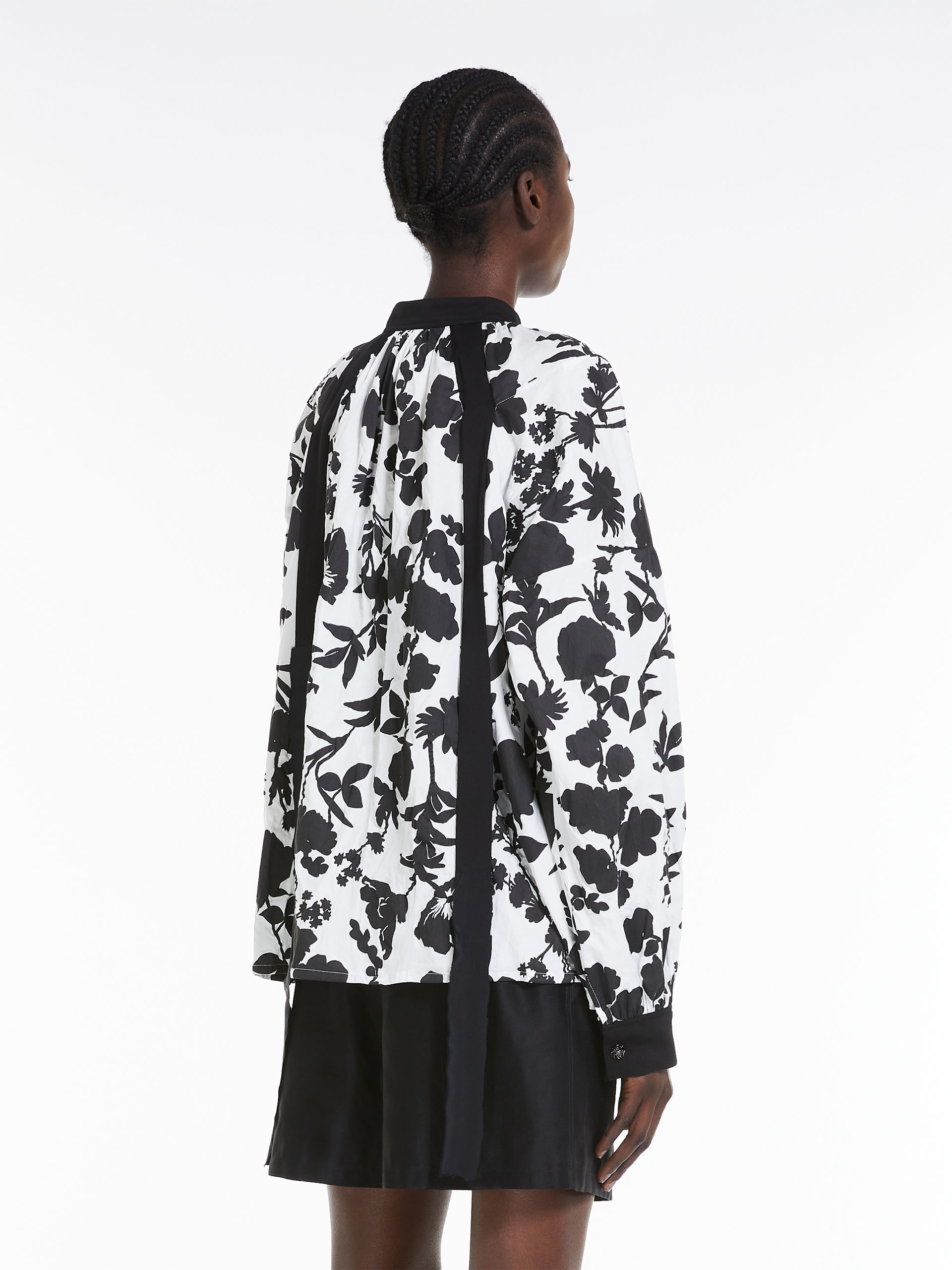 Max Mara Floral Pattern Blouse In Black