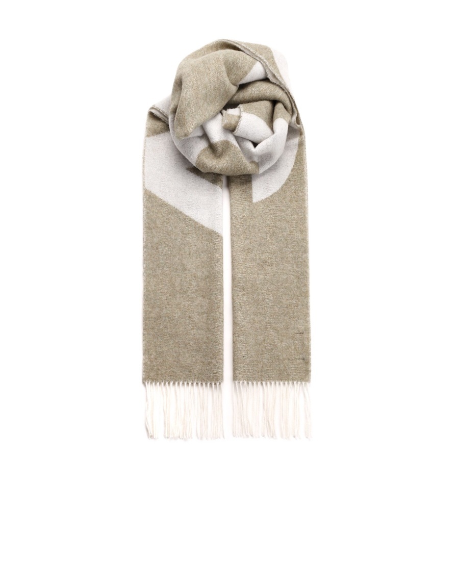 Apc A.p.c. Logo Detailed Fringed Scarf In Nude