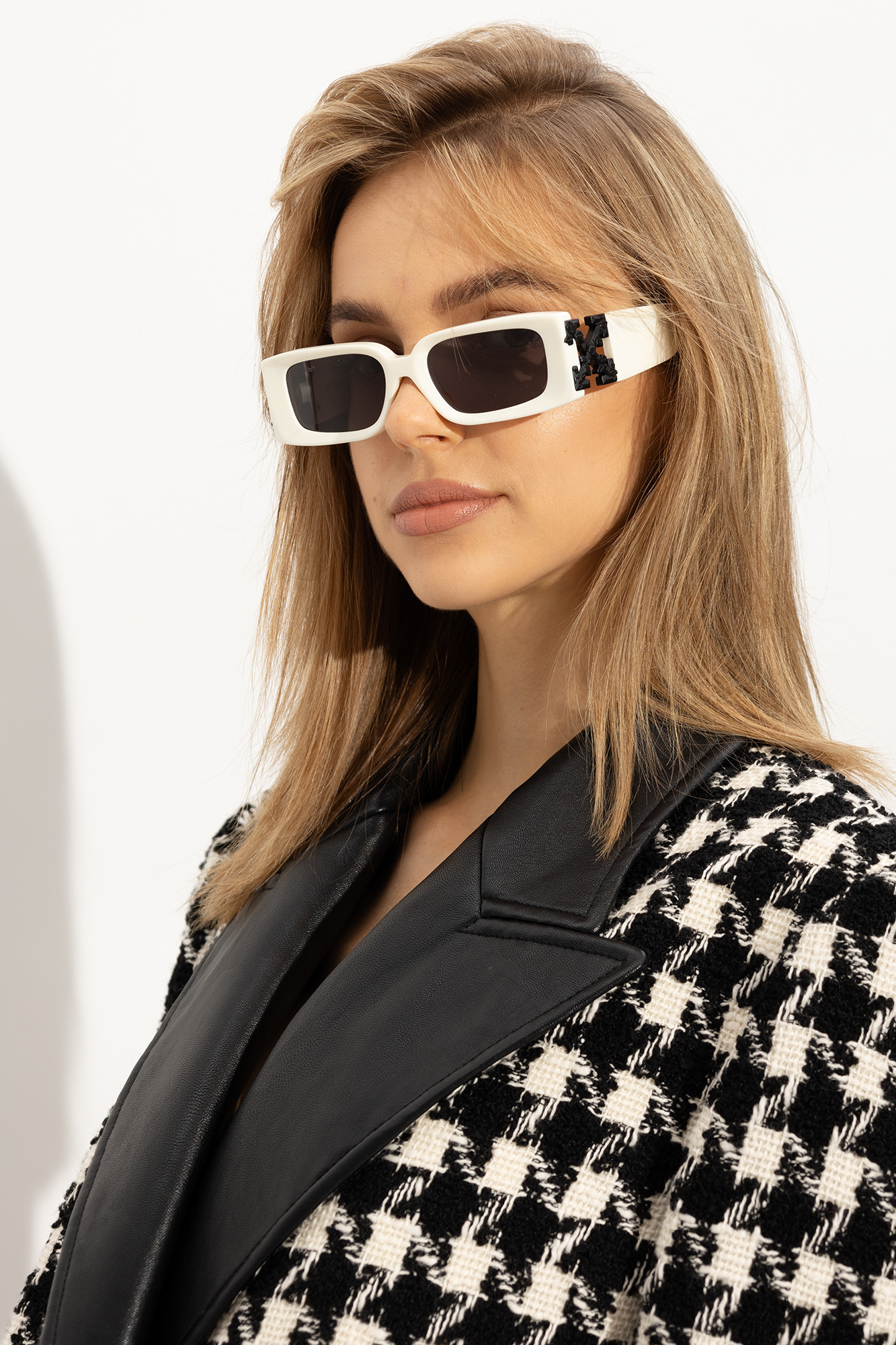 Off-white Roma Rectangle-frame Sunglasses In Gray
