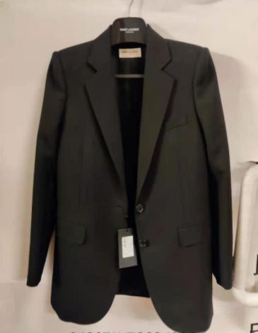 Saint Laurent Single-breasted Wool Blazer In Black