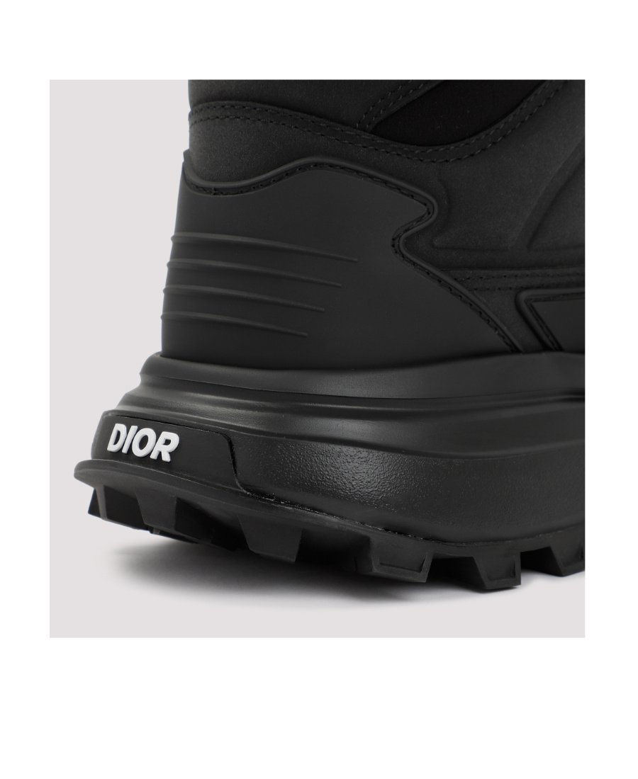 DIOR DIOR HOMME LOGO DETAILED HIGH-TOP SNEAKERS 