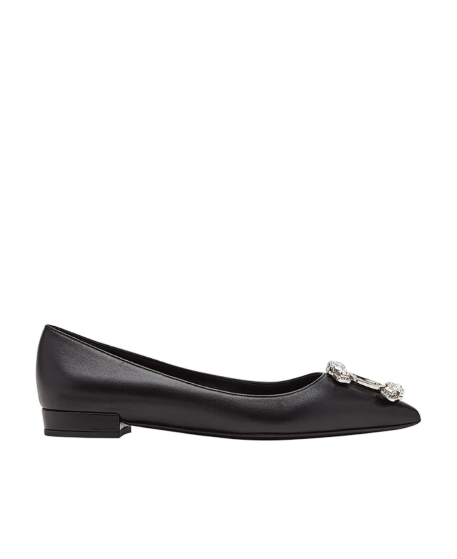 Ferragamo Logo Flat Shoes In Black