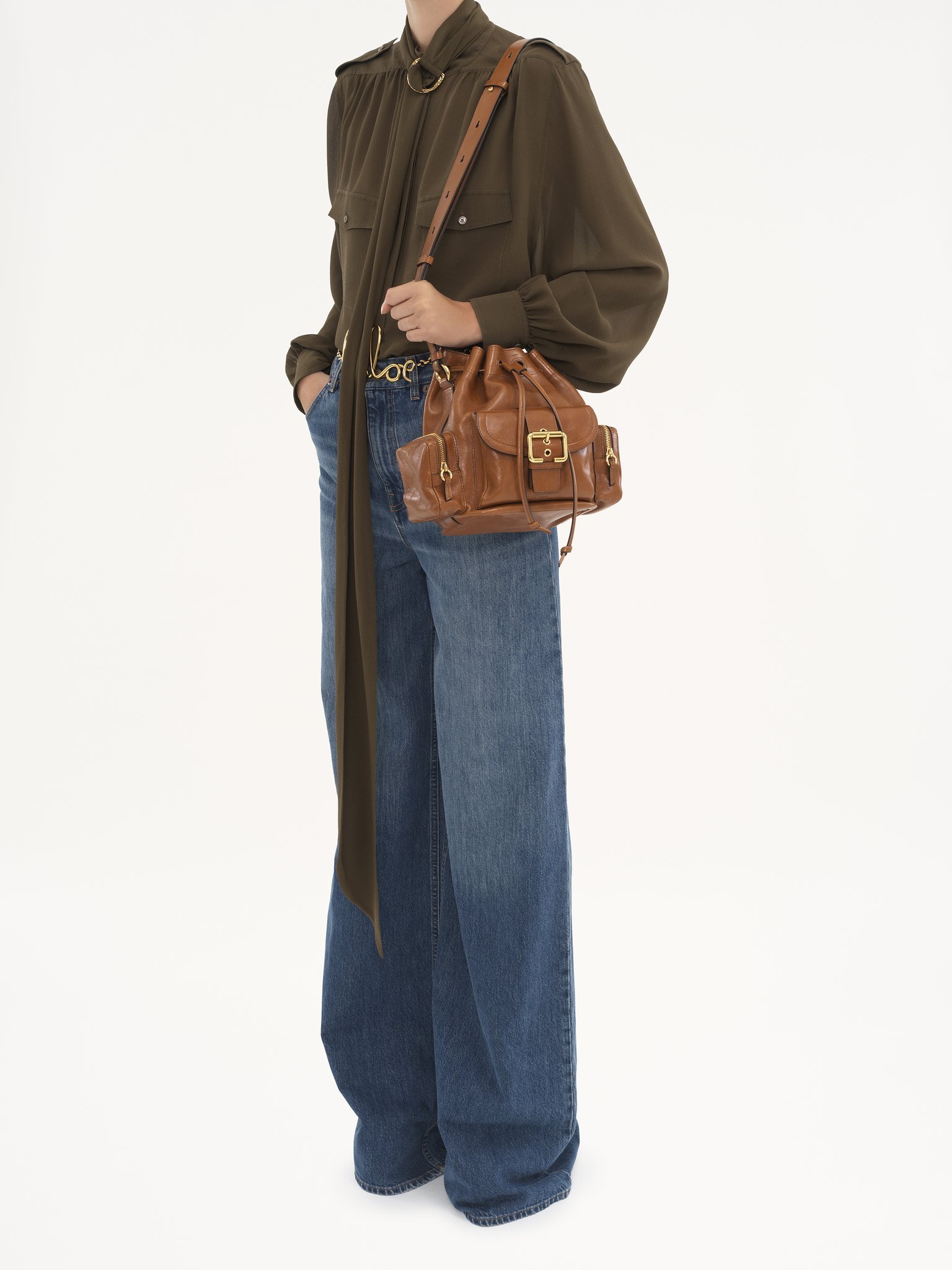 Chloé Brown Camera Bucket Bag In Brown
