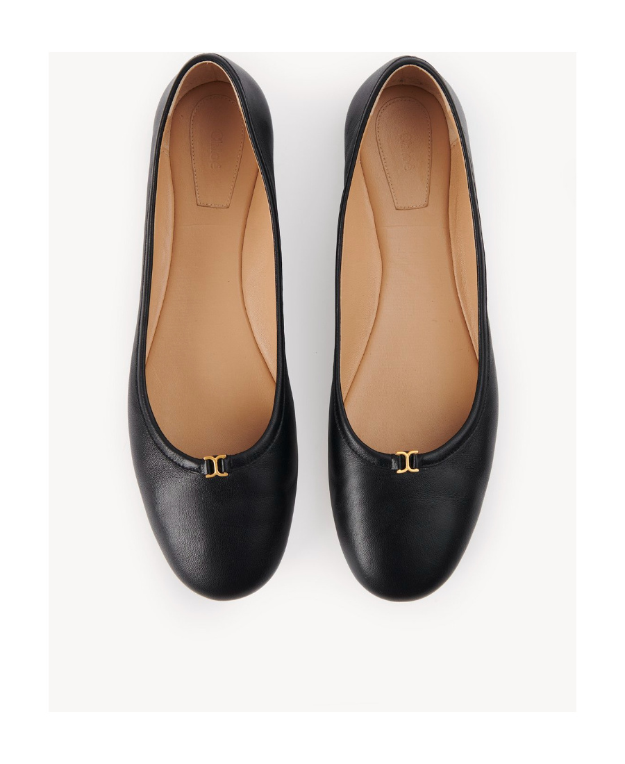 Shop Chloé Marcie Round-toe Ballet Flats In Black
